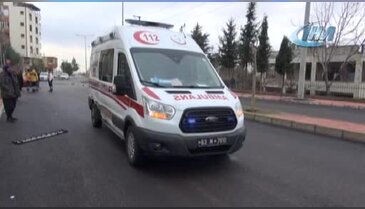 Hasta almaya giden ambulans kaza yaptı