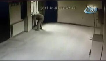 30 liralık kablo için az kalsın camiyi yakacaktı