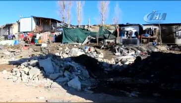 Ayvalık'ta zor durumda olan Suriyeli işçilere yardım