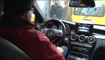 Lüks taksiler görenleri şaşırtıyor