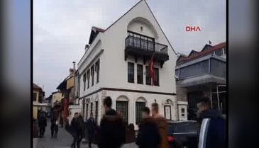 Molotoflu saldırıya uğrayan Türk Başkonsolosluğu'nda güvenlik önlemleri artırıldı
