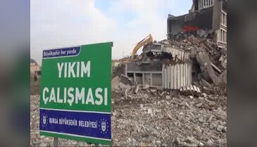 Bursa'da kentin en önemli mimari eserlerinden Tolon fabrikası yok edildi