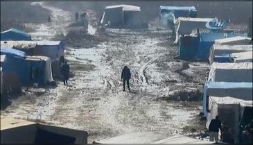 Savaştan kaçan Suriyeli ailelerin çadırda yaşam savaşı