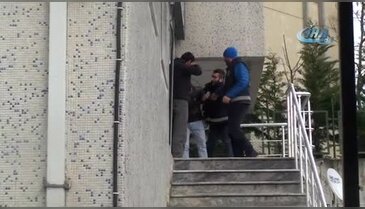 Telefon dolandırıcıları polisin operasyonuyla yakalandı