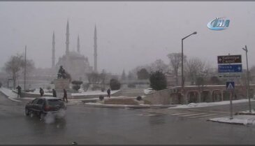 Edirne'de eğitime ve kamuya 'kar' engeli