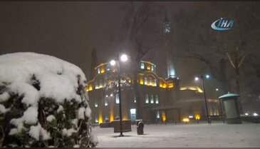 Bursa'da kar etkili oluyor