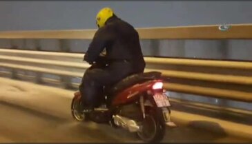 Aracını TEM'de bırakıp koştu
