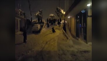 Bursa'da karın keyfini kayarak çıkardılar