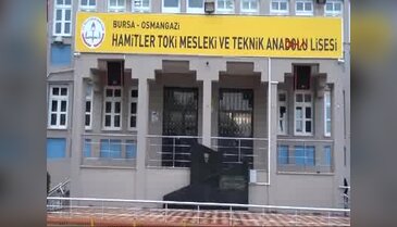 Bursa'da bu lisede hem duruşma salonu, hem cezaevi var
