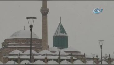 Konya'da kar yeniden etkisini artırdı