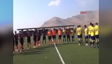 Mardin Derik'te olaylı maç