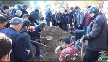 İstanbul Kartal Adliyesi'nde intihar eden polis memuru toprağa verildi