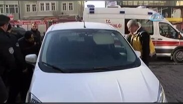 Otomobilde uyuyan şahıs polis ekiplerini harekete geçirdi
