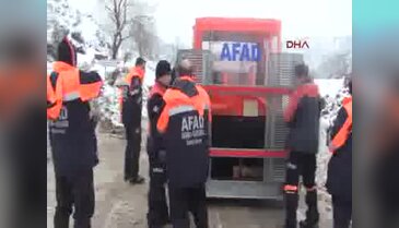 Bursa'da hayvanları için donmayı göze aldılar - 2