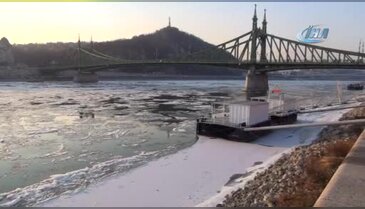 Tuna Nehri buz tuttu
