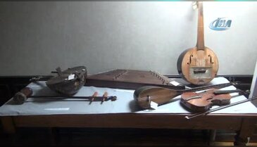 Budapeşte Yunus Emre Enstitüsü'nde ut konserine büyük ilgi