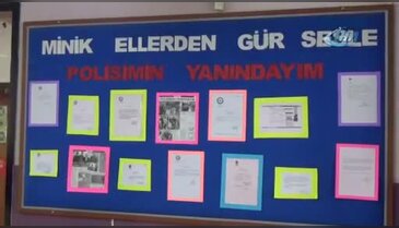 Bursa'da polisten yılbaşı tebriği gönderen öğrencilere teşekkür