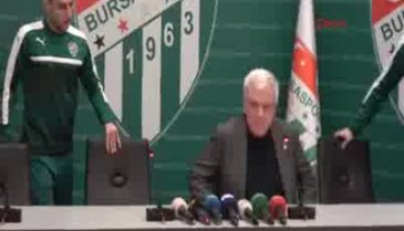 Bursaspor'da Boban Jovic ve Onur Atasayar imzayı attı