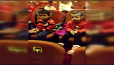 Çöken bina 5 yaşındaki ikizleri ayırdı