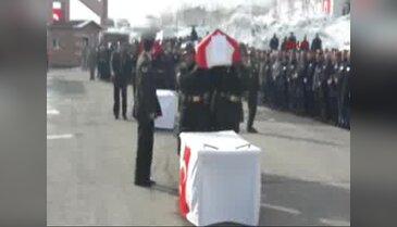 Bitlis İl Jandarma Komutanlığı'nda şehit olan 2 asker için tören düzenlendi
