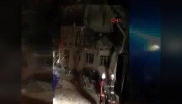 Ankara'da patlama sonrası binanın çökme anı