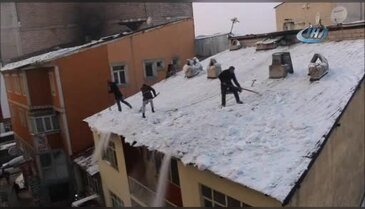 Ekmek parası için canlarını hiçe sayıyorlar
