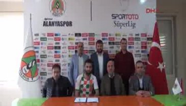 Aytemiz Alanyaspor, Tzavellas ile 2.5 yıllık sözleşme imzaladı