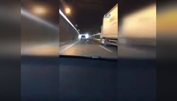 Trafikte çılgın akrobasi