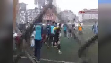 Amatör futbol maçında kavga: 2 yaralı