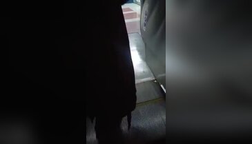 Ankara Metrosu'nda görenleri şaşırtan olay