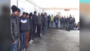 Yunanistan göçmenleri zorla bota bindirip geri gönderdi