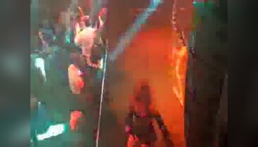 Ece Seçkin ve Ozan Doğulu Bursa'yı coşturdu