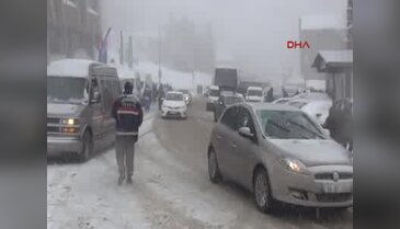 Bursa Uludağ'da lodos ve sis tatilcileri olumsuz etkiledi