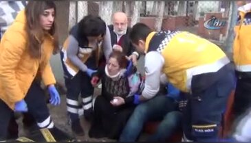 Bursa'da kaza yapan otomobilde can pazarı