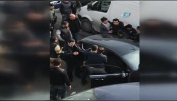 Polise saldıran uyuşturucu tacirlerini linçten polis kurtardı