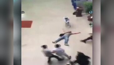 Kadın polis saldırganı böyle vurdu