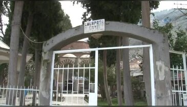 Cemaat tarihi camiye girmeye korkuyor