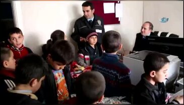 Batman'da minikler emniyeti gezdi