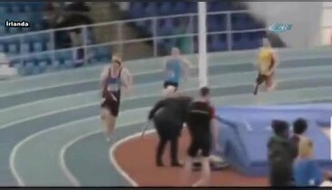 800 metre yarışında görünmez kaza