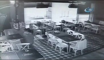 Bursa'da çay ikram ettiler, monitörü çaldı