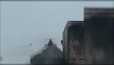 Kazakistan'da yol sormak için helikopter indirdiler!
