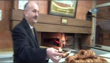 Bakan Müezzinoğlu'ndan Bursa İnegöl'de esnaf ziyaretleri