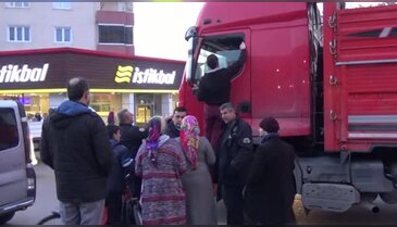 Bursa'da kafasına silah dayayıp kendini TIR'a kilitledi