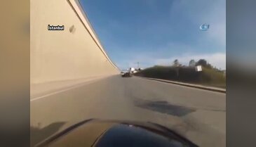 Driftçi trafik magandası kamerada