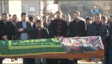 Bursa'da TIR'ın sebep olduğu kazada ölen çift toprağa verildi