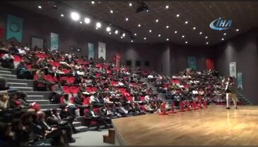 Otomobil tasarımcısı Malkoç Bursa'da öğrencilere seslendi