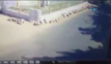 Hindistan'da ölümlü kaza kamerada