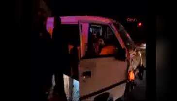 Bursa'da köpek leşine çarpmamak için takla attı