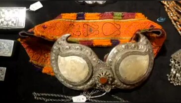 Osmanlı eserleri Paris'te müzayedede satışa sunuldu