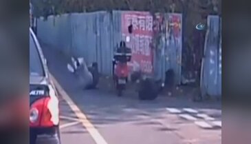 Çin'de motosikletler böyle çarpıştı!